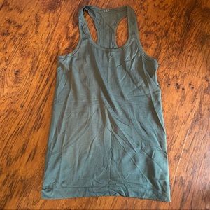 Lulu lemon tank top